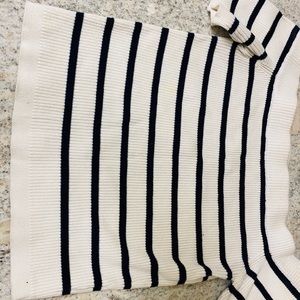 Ellison Off- Shoulder Top